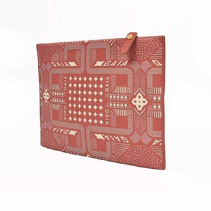 Geometric Clutch - Coquille