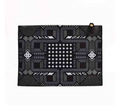 Geometric Clutch - Black