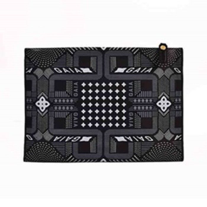 Geometric Clutch - Black
