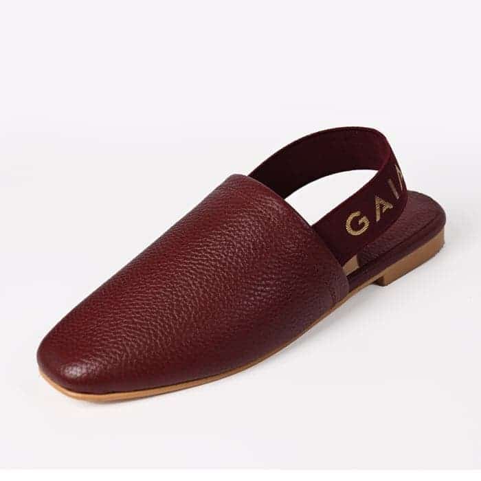 Closed Shoes Mules - Maroon